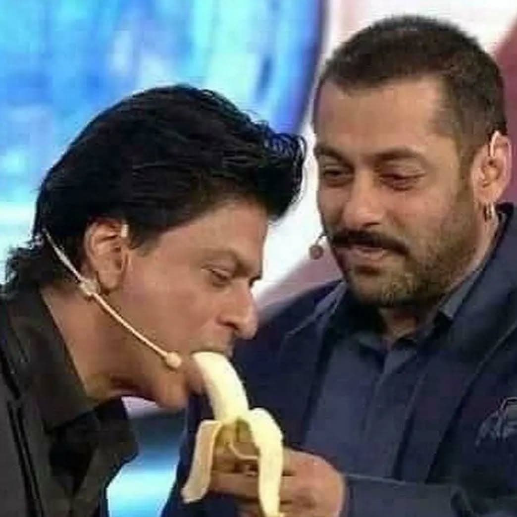 Salman Khan feeding SRK a banana