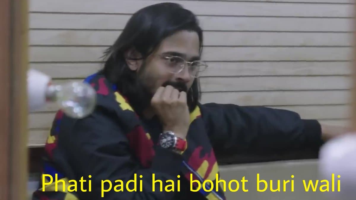 Phati padi hai bohot buri wali